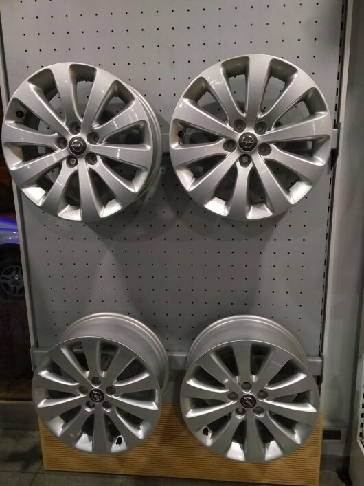Cerchio in lega 7J x 17 Astra J / Mokka A nuovo (demonté)